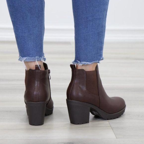 Lug Sole Ankle Boots Brown Chelsea Booties - Picture 8 of 12